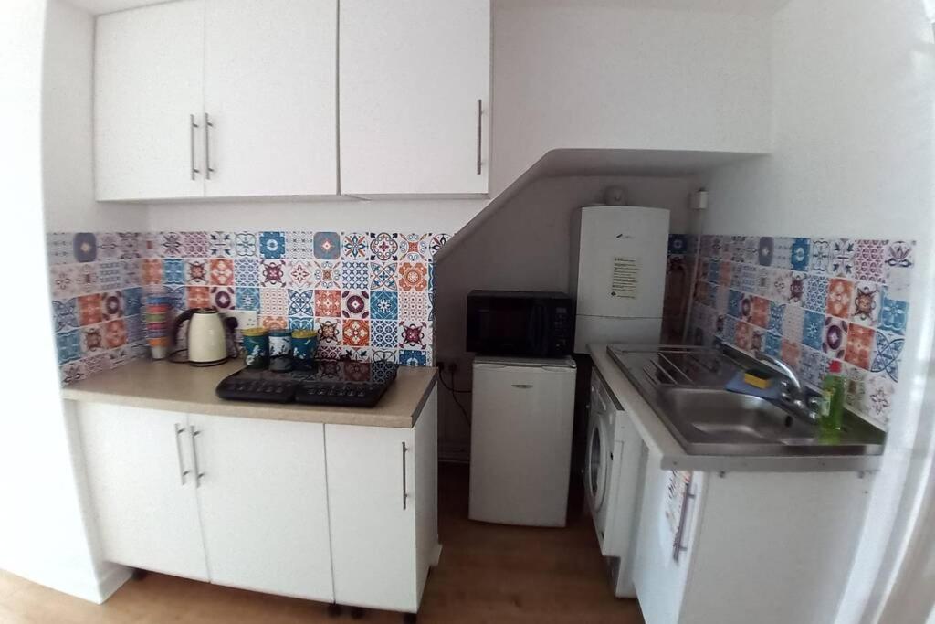 Fox Hill Apartamento Poole Exterior foto